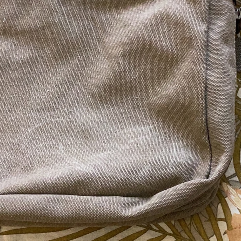 Ritelle Khaki Large Messenger Bag - Picture 11 of 11